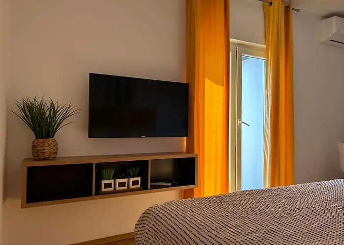 Angelo アパート ビビニェ