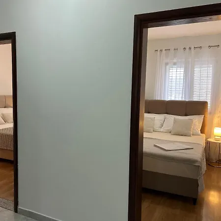 Angelo بيبينيا